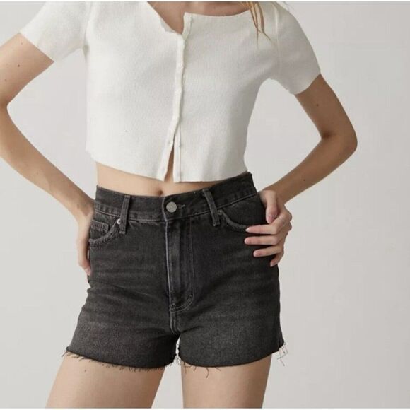 bdg urban outfitters Solid Black Girlfriend High Rise Denim Jean Shorts 26 Xs - Picture 1 of 6